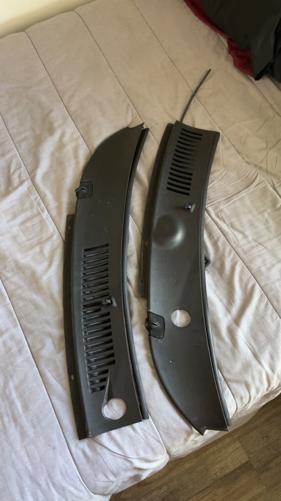 Windshield Wiper Cowl Vent Grille Panel Hood For 99-04 Ford Mustang Gt Used