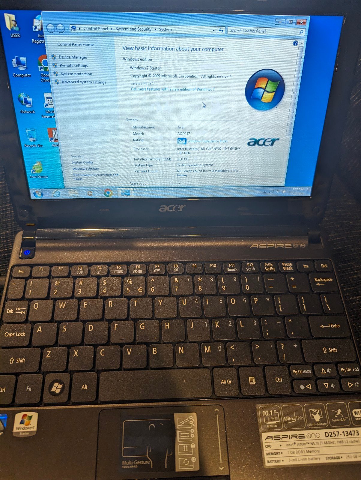 Acer aspire one D257 10.1 Windows 7 250gb hhd 1gb ram Charger included