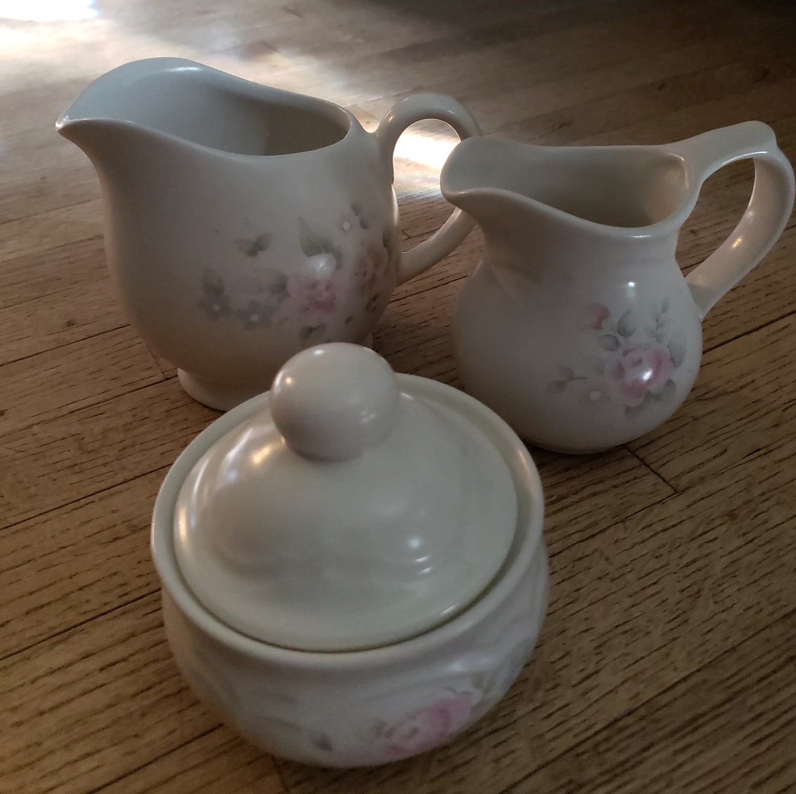 Pfaltzgraff Tea Rose serving pieces