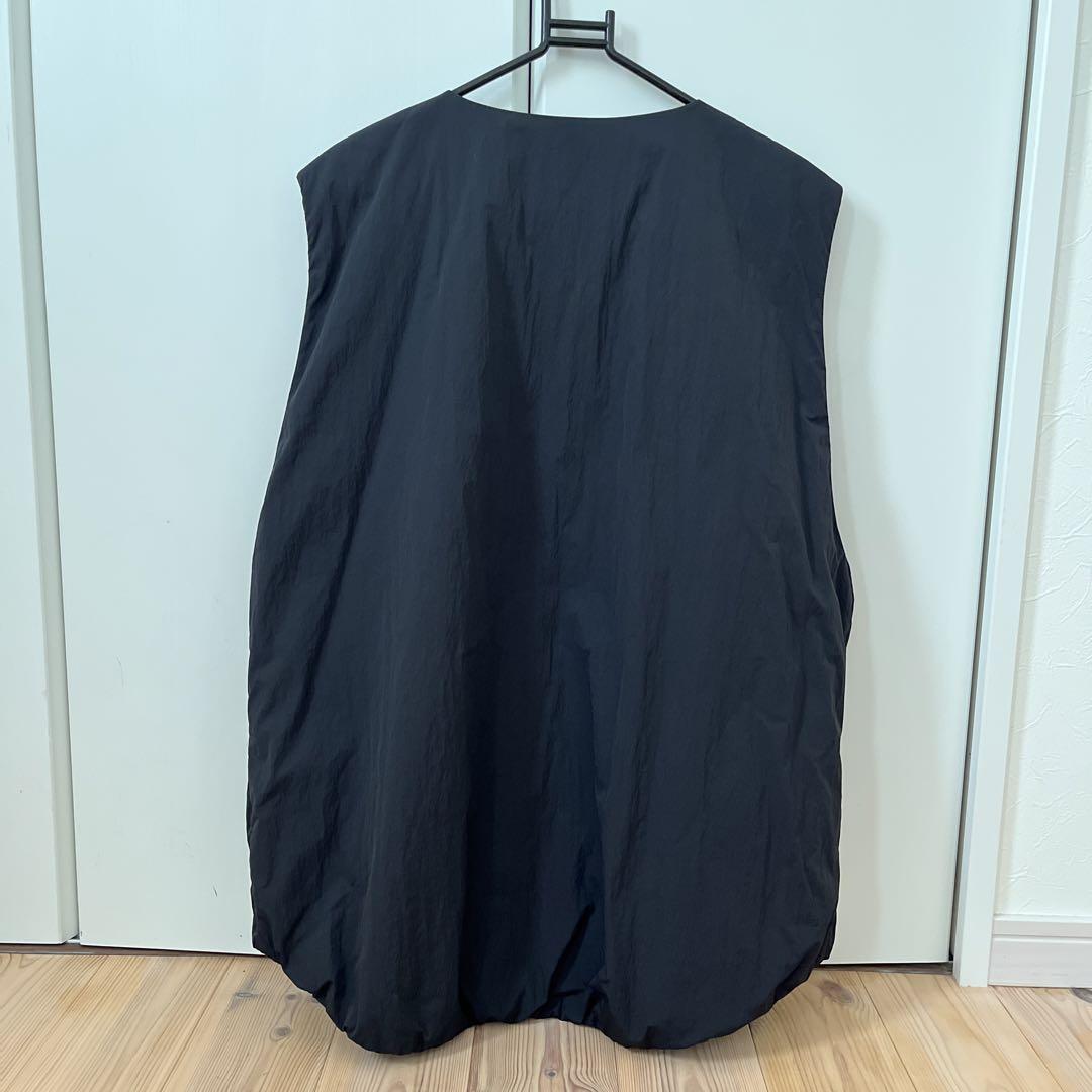 TODAYFUL（トゥデイフル）の「TODAYFUL Vneck Nylon Vest V