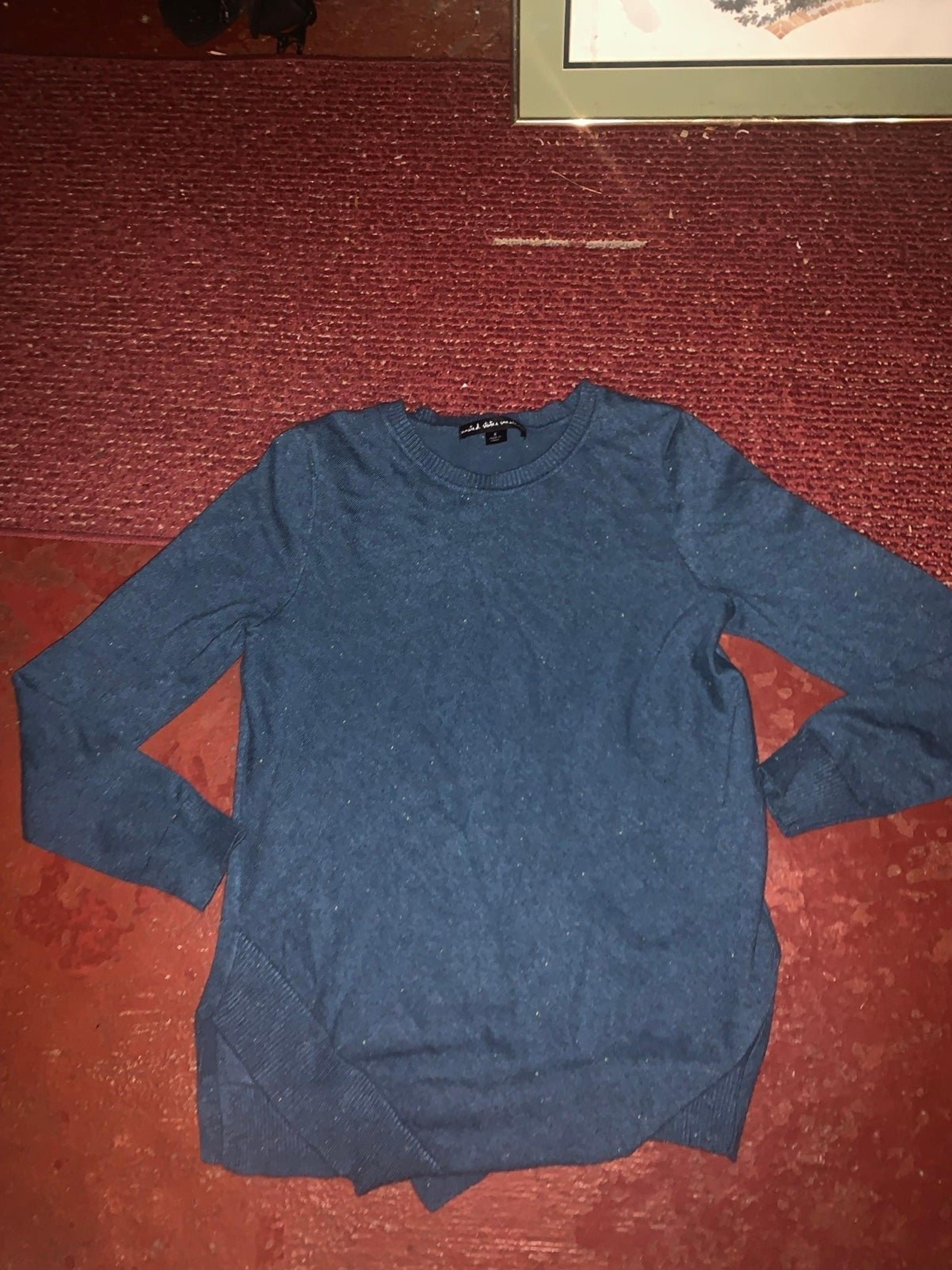 Women’s Small United States Sweater