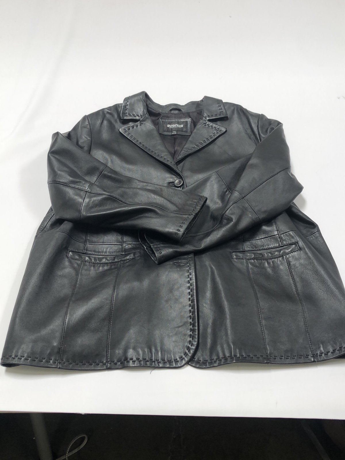 Avenue Mens Leather Jacket