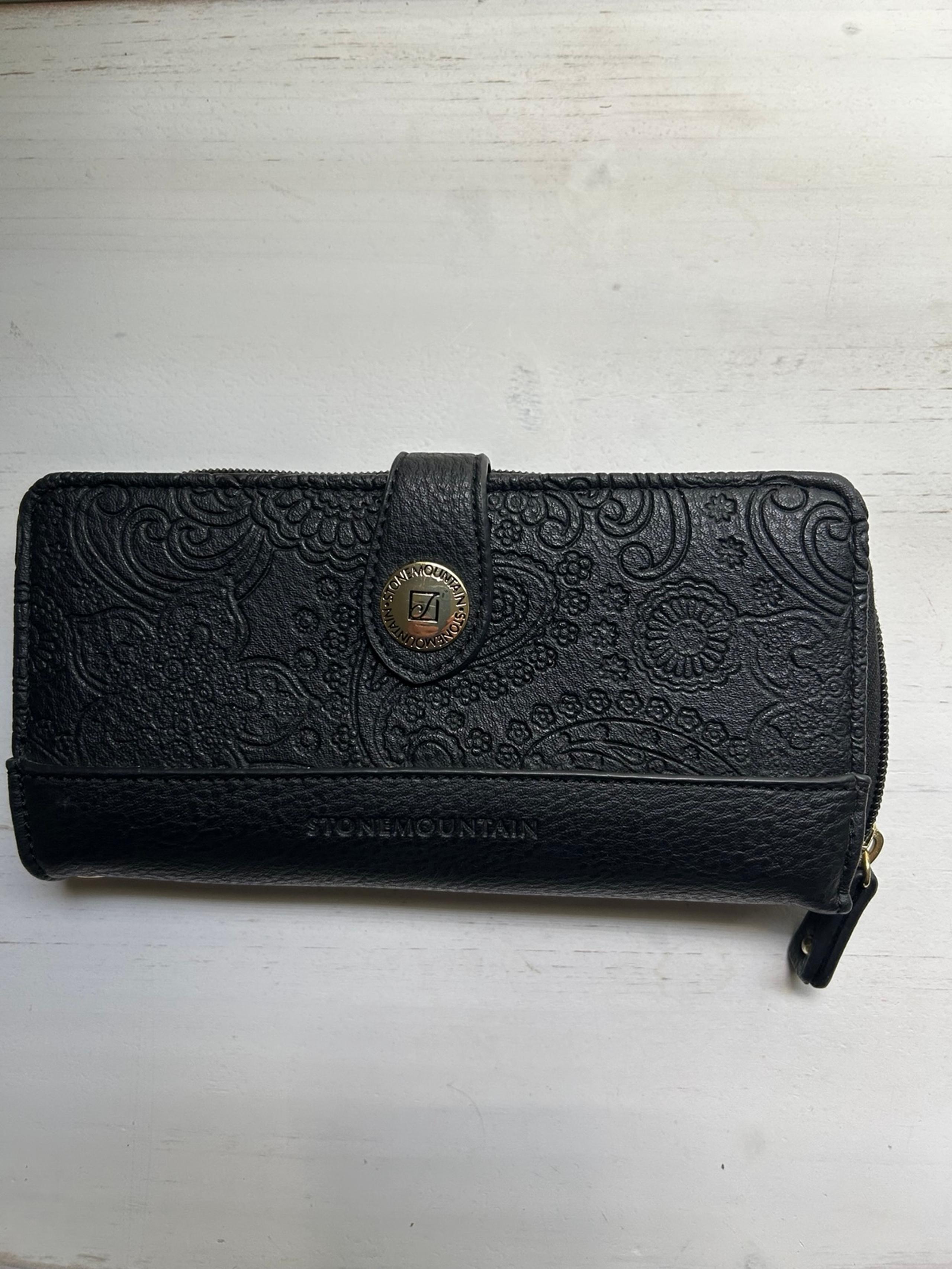 Stone Mountain black leather Wallet