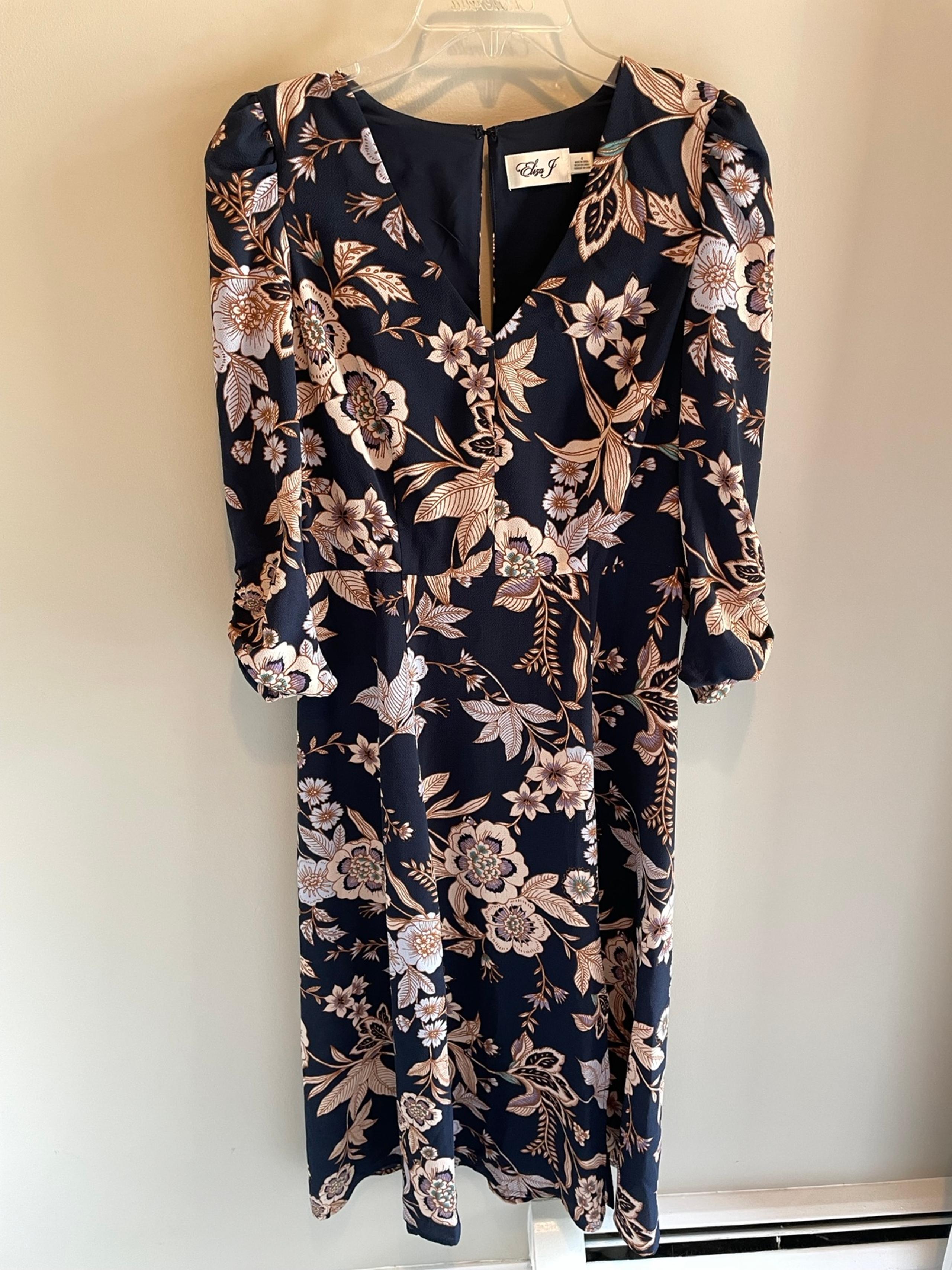 3/4 Sleeve Navy Floral Fall Dress