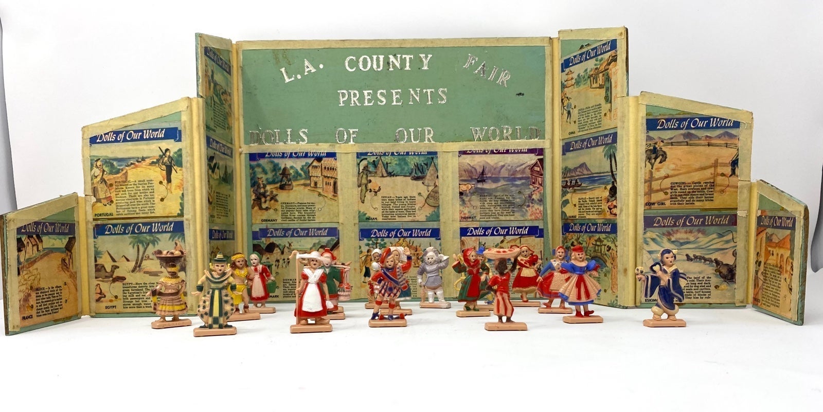 LA County Fair Vintage Rare Dolls of the World Display with Box