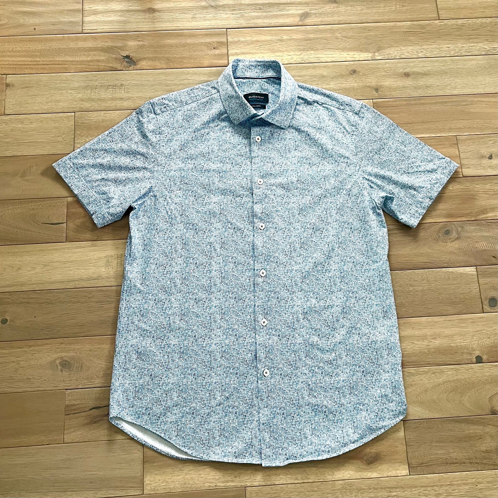 Bugatchi short sleeve shirts ooohcotton tech 8 way stretch Men's Size Medium