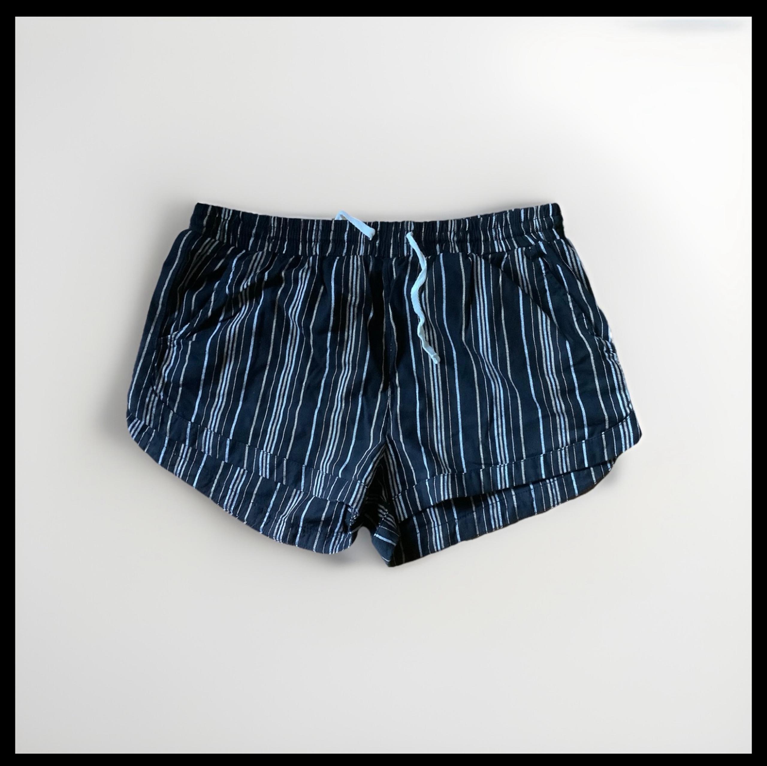 Billabong Large pull on black striped cotton blend shorts