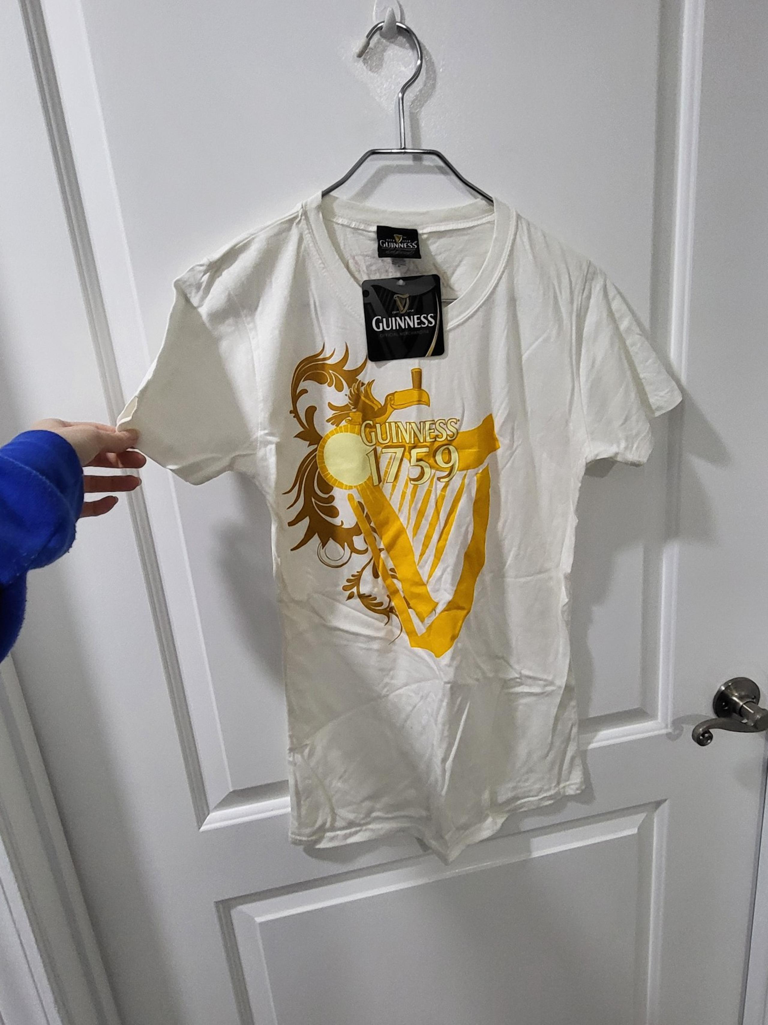 nwt Guinness womens white t shirt xl