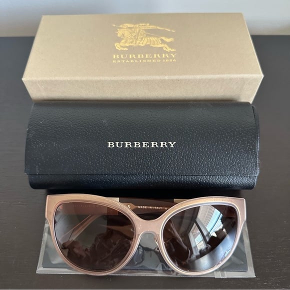 Burberry Sunglasses Matte Bronze Frame Brown Lenses with Case and Box Authentic