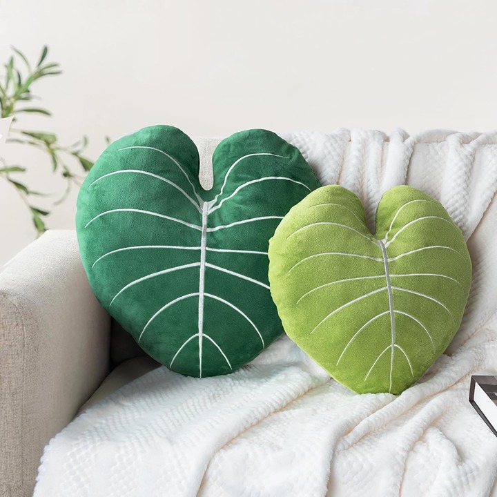 3D Leaves Decorative Throw Pillows, 23.6 & 19 Set of 2