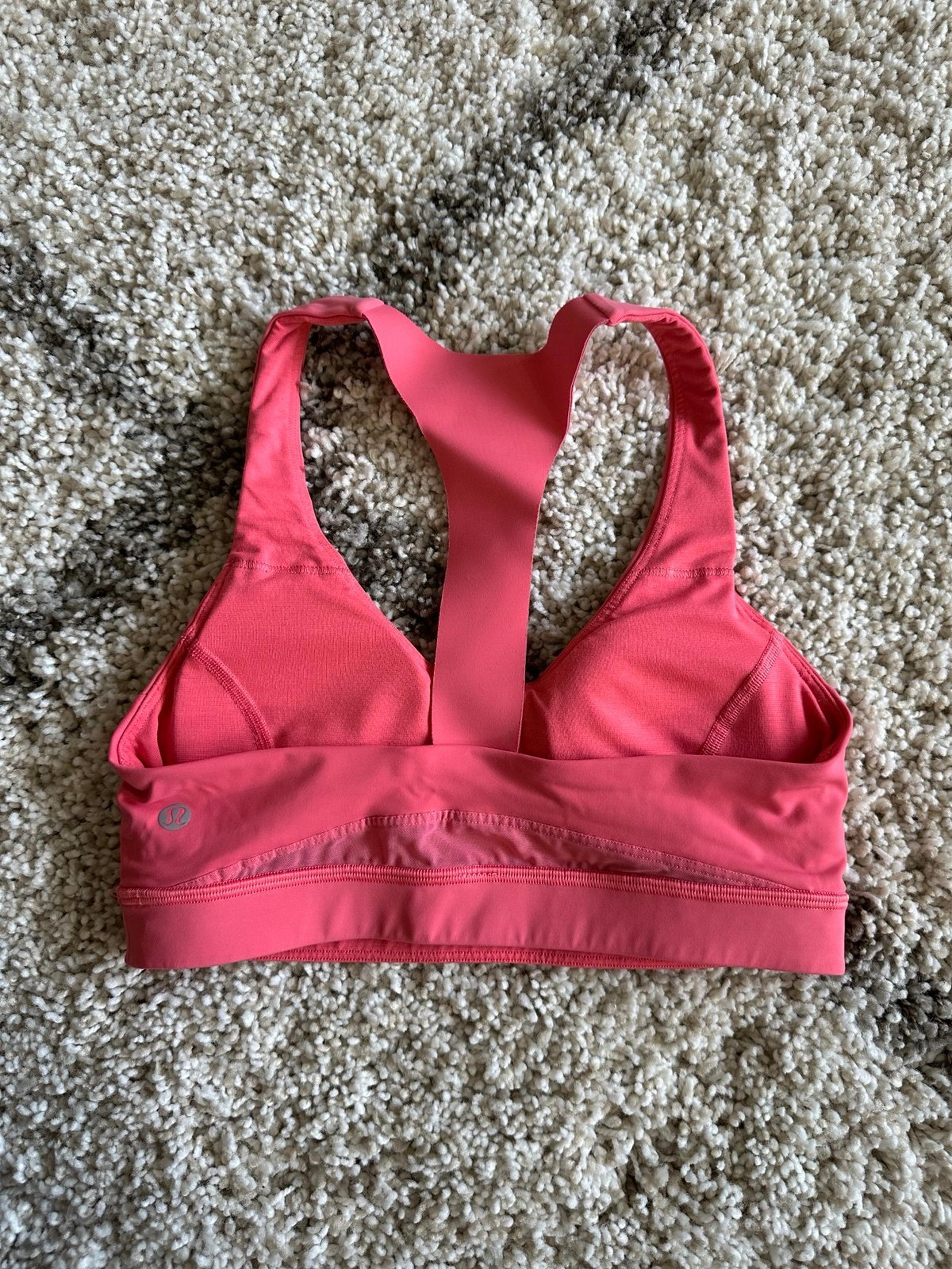 Lululemon women’s sports bra size 6