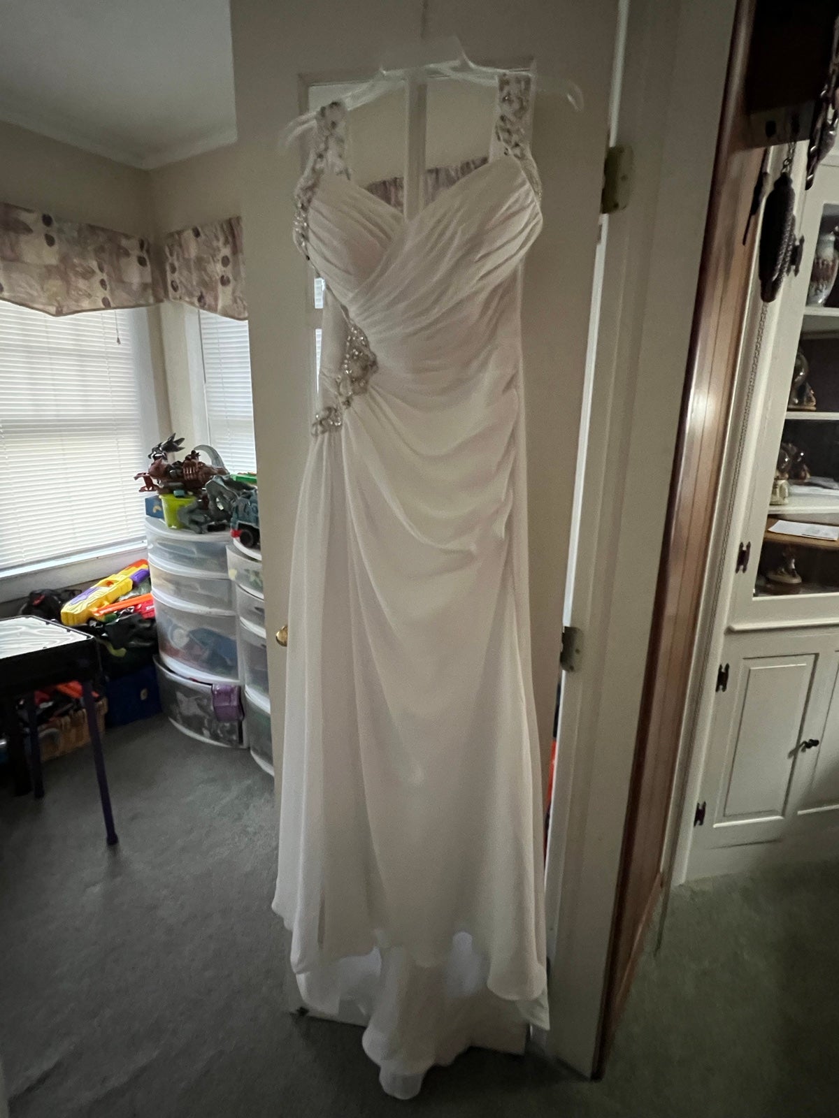 Wedding gown