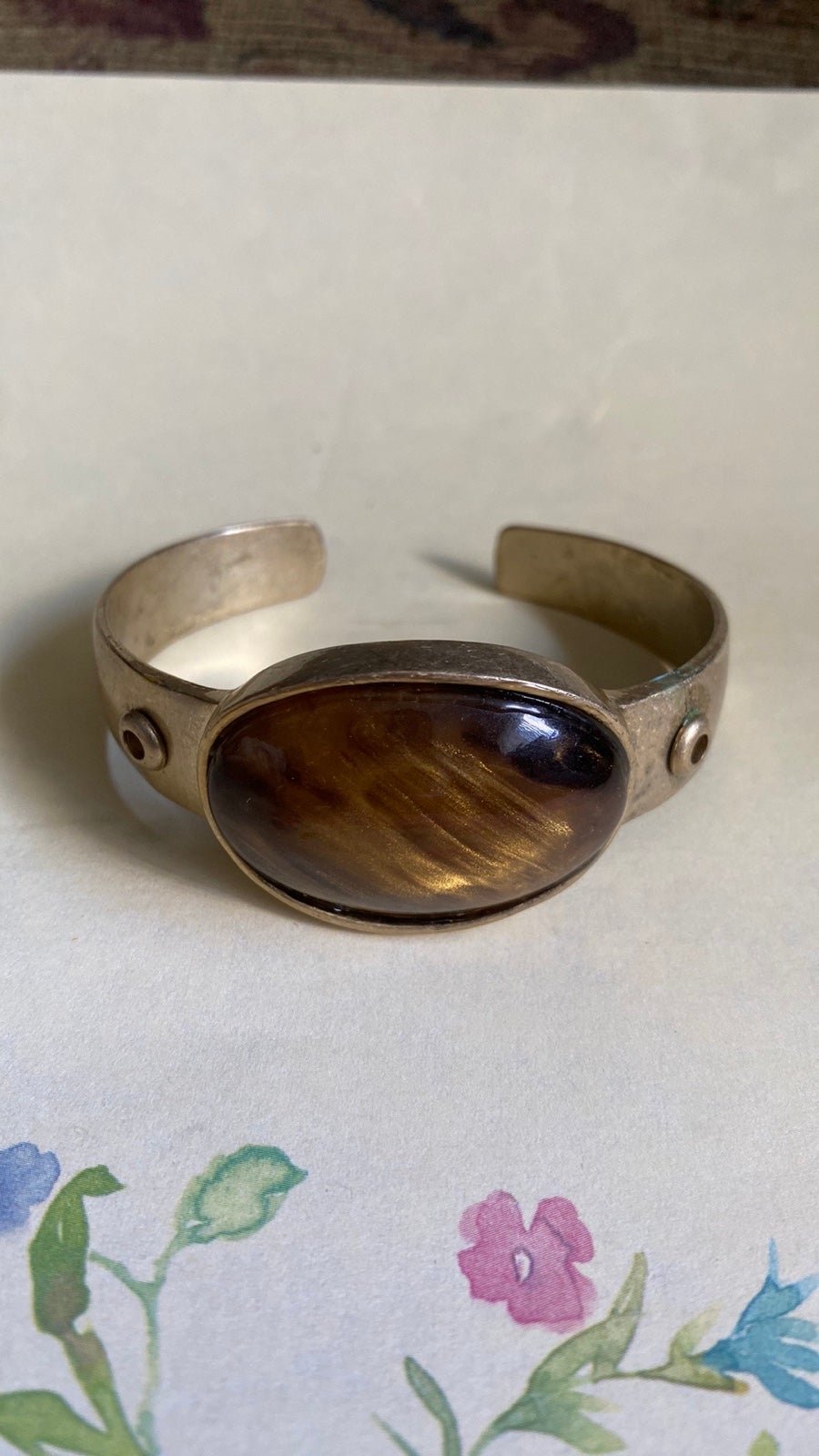 Vintage Goldtone Large Tiger Eye Oval Semi-Precious Stone Bracelet!!