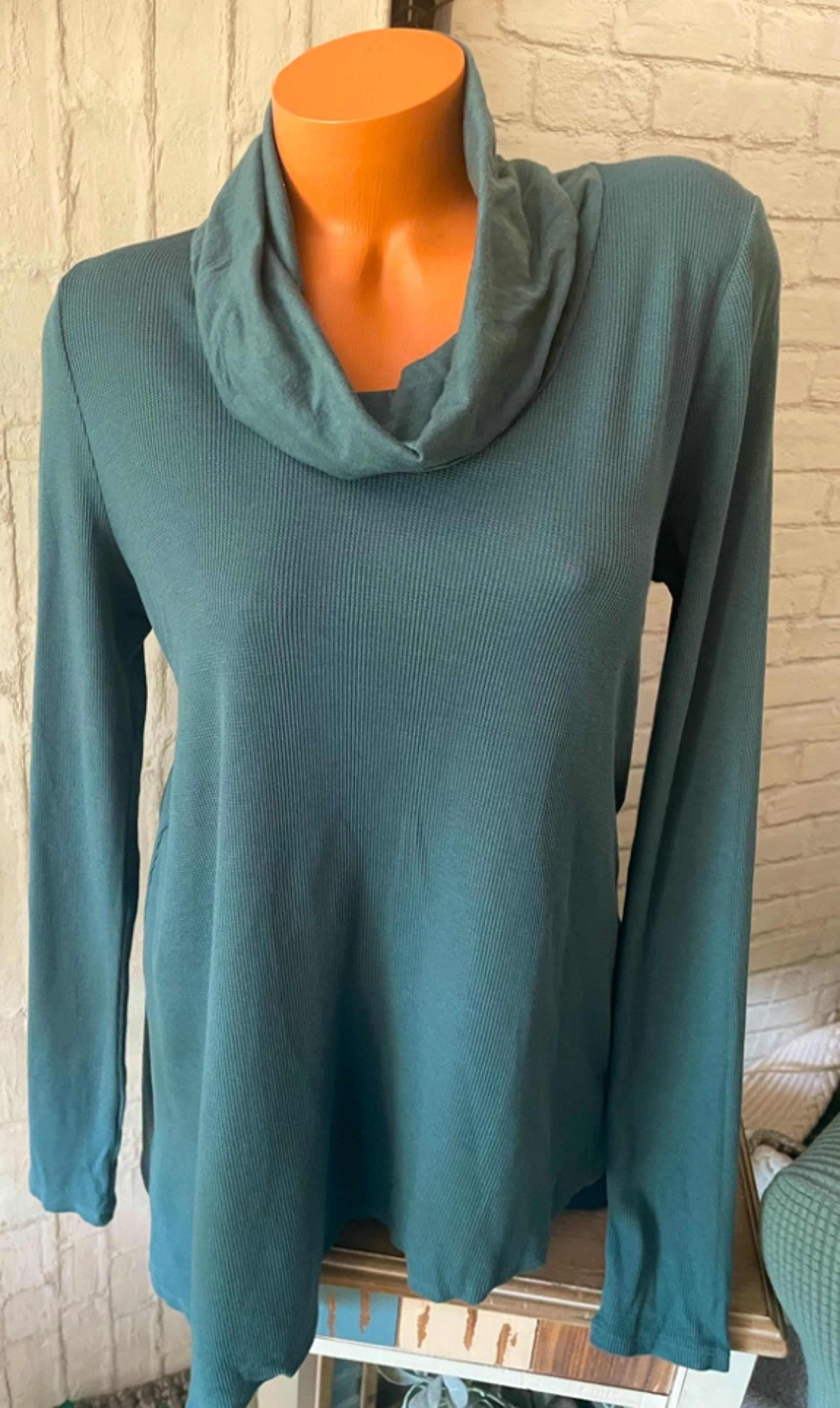 Three Dots Women Green Long Sleeve  Assymetrical Ribbed Turtleneck Sz XL NWOT!