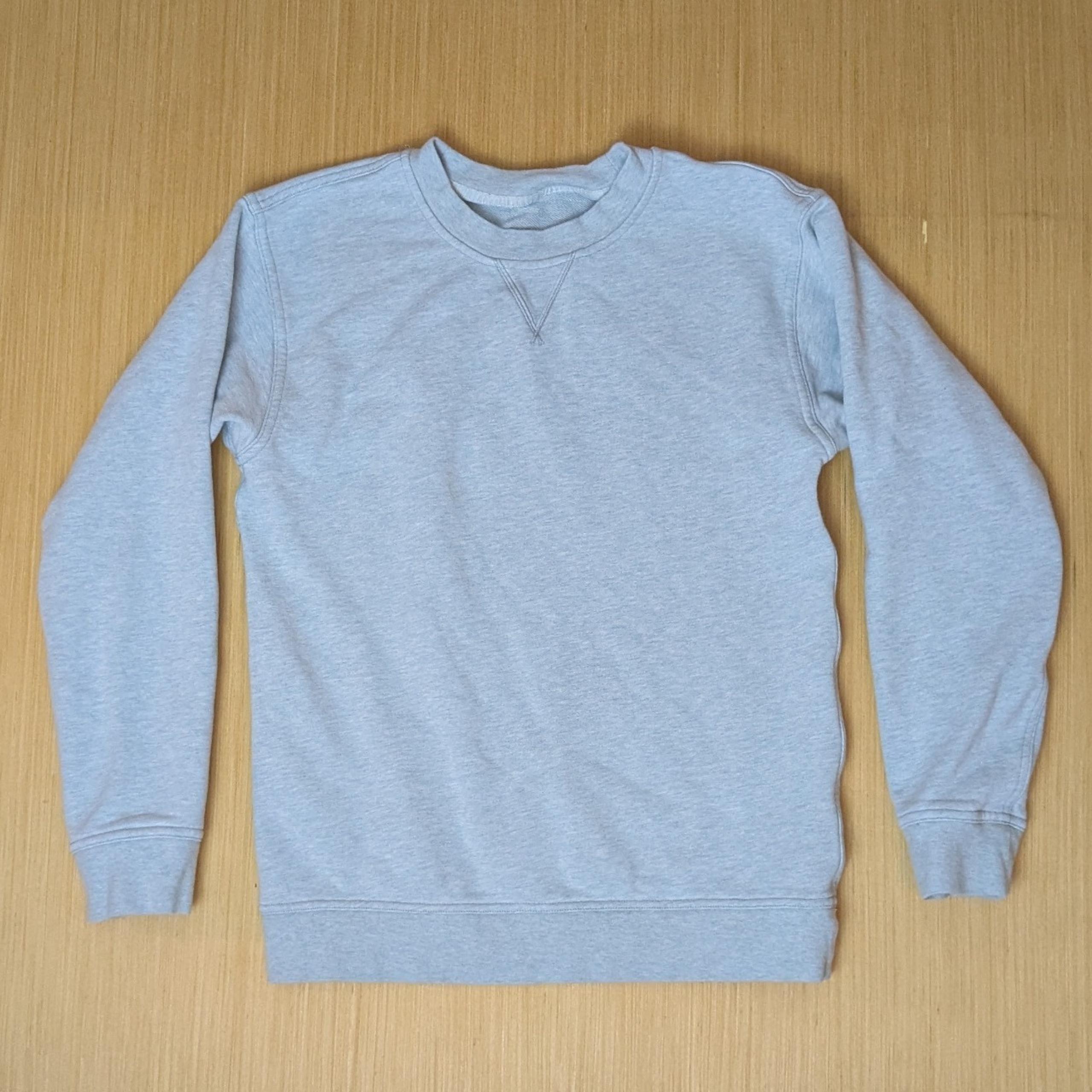 Lululemon Green Long Sleeve Crew Neck Pullover Sweater Women's Medium?