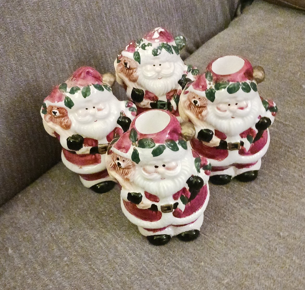 Vintage 1997 Jilay santas