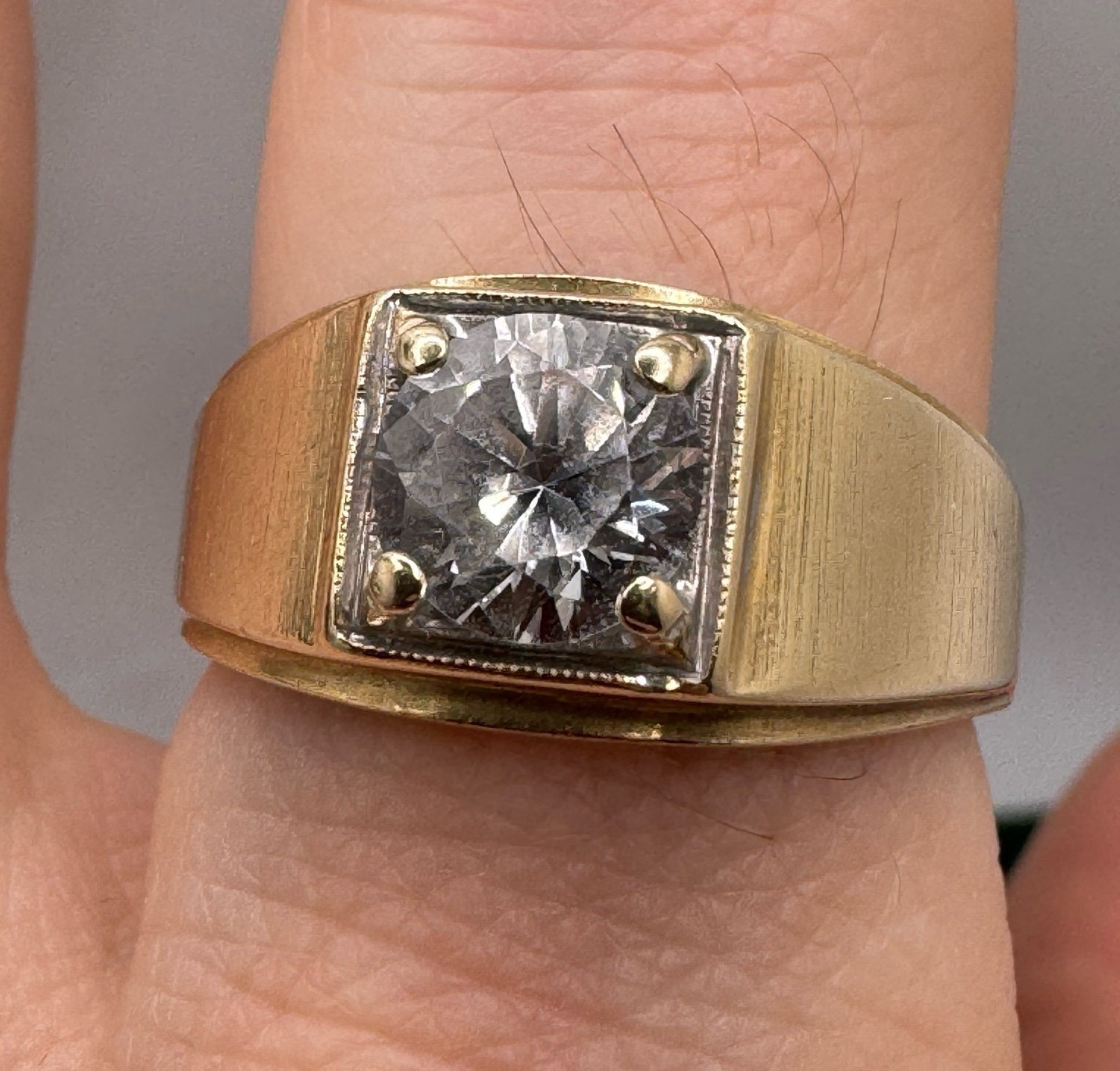 Solid 14K Gold Ring with Goshenite / Size 10.35 / 5.3 Grams