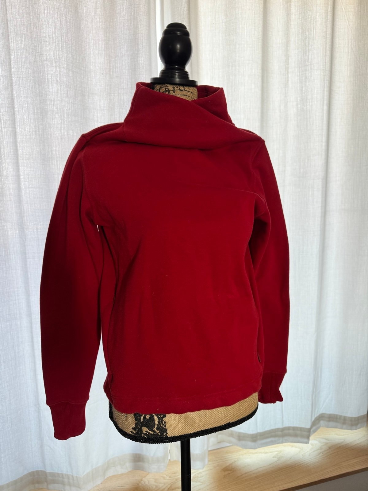 Athleta cowl neck Sweater