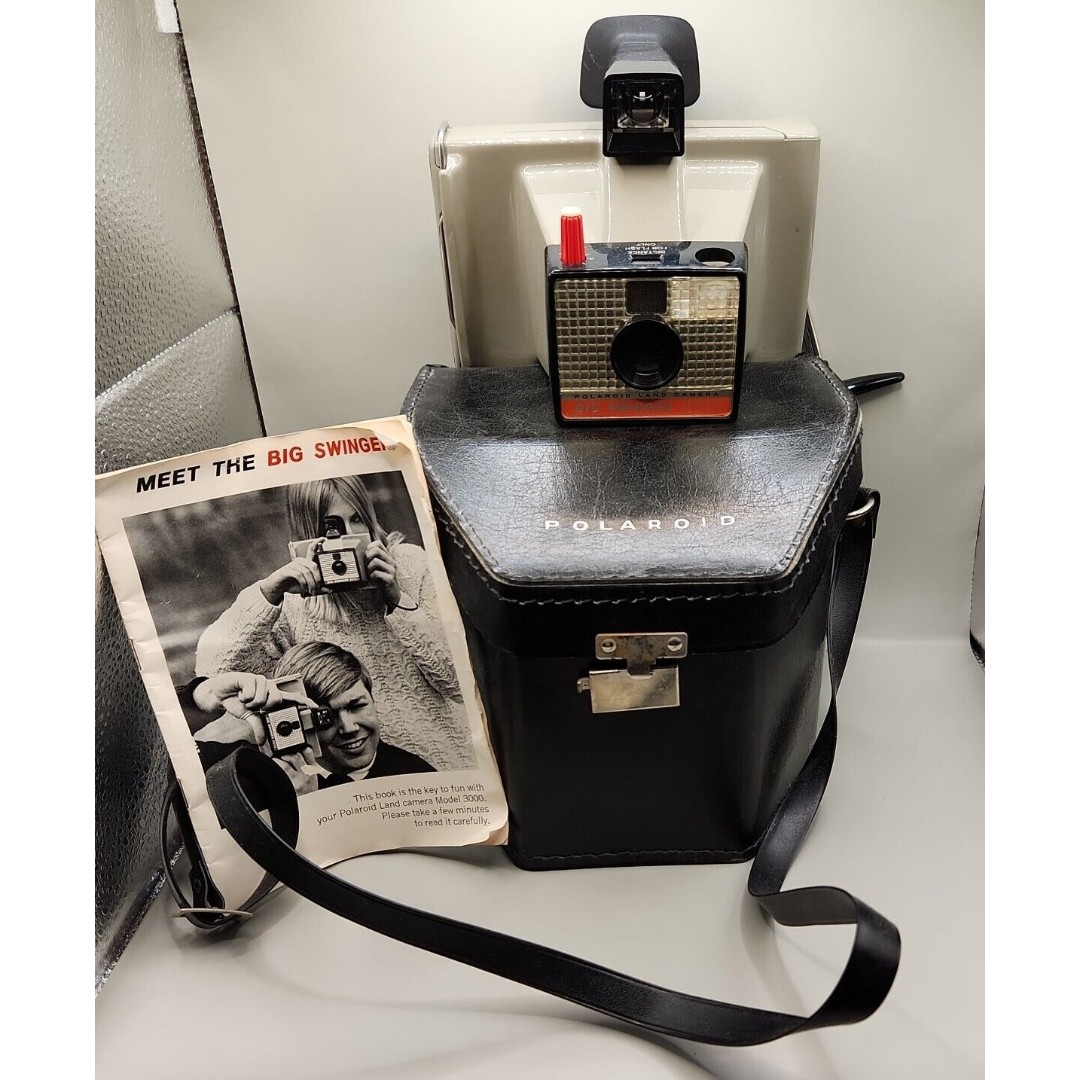 Polaroid Big Swinger 3000 Land Camera Vintage With Case, Strap , Instructions
