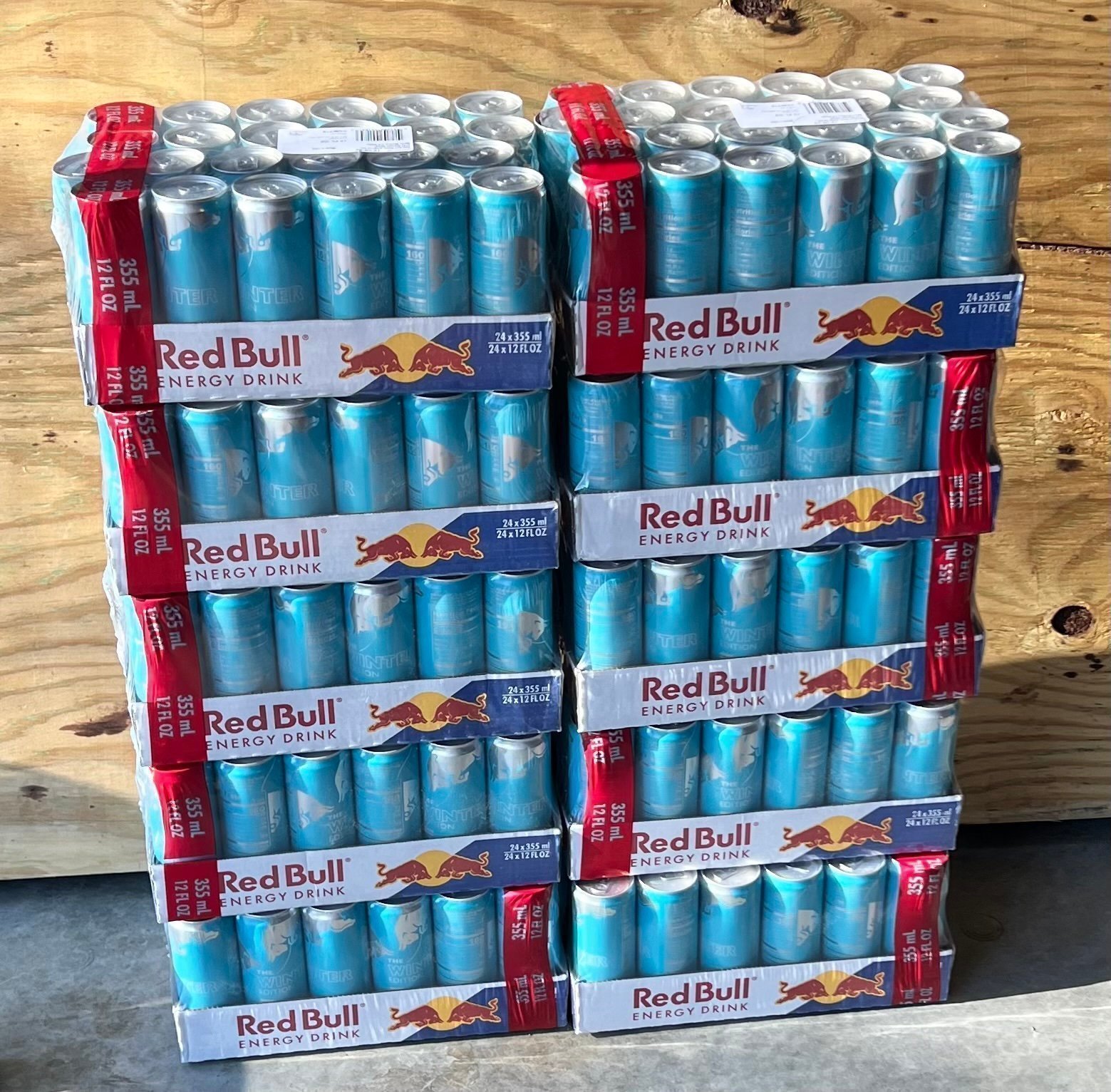 Iced Vanilla Red Bull 1 case of 12oz collectible winter edition!!!