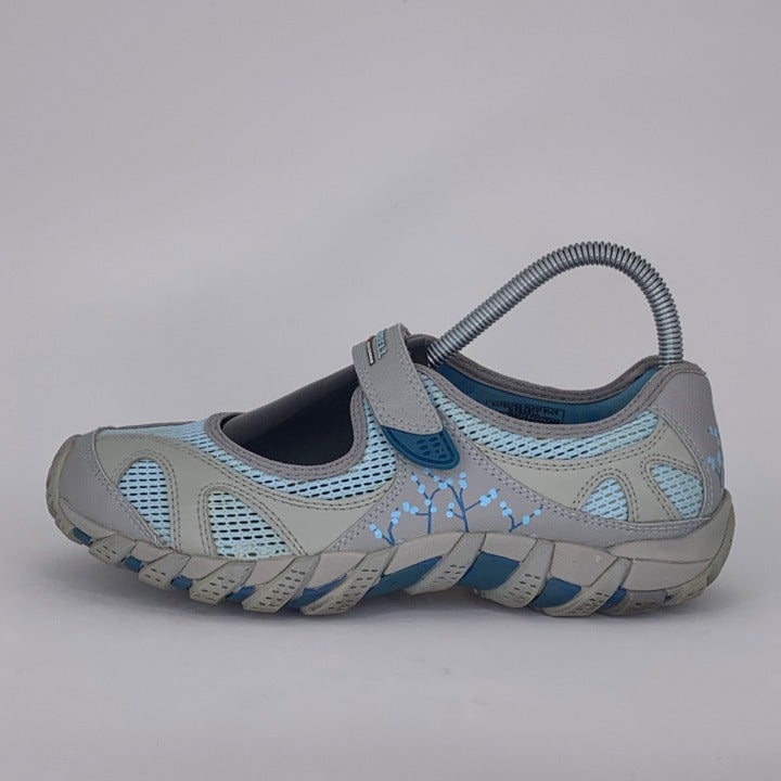 Merrell Women’s Waterproof Vibram Trail Shoes Sz 7.5