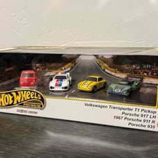 Hot Wheels Premium 4 pack Porsche NEW
