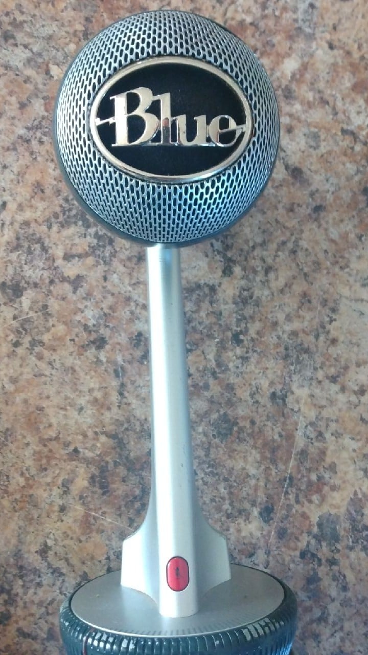 Blue Nessie microphone
