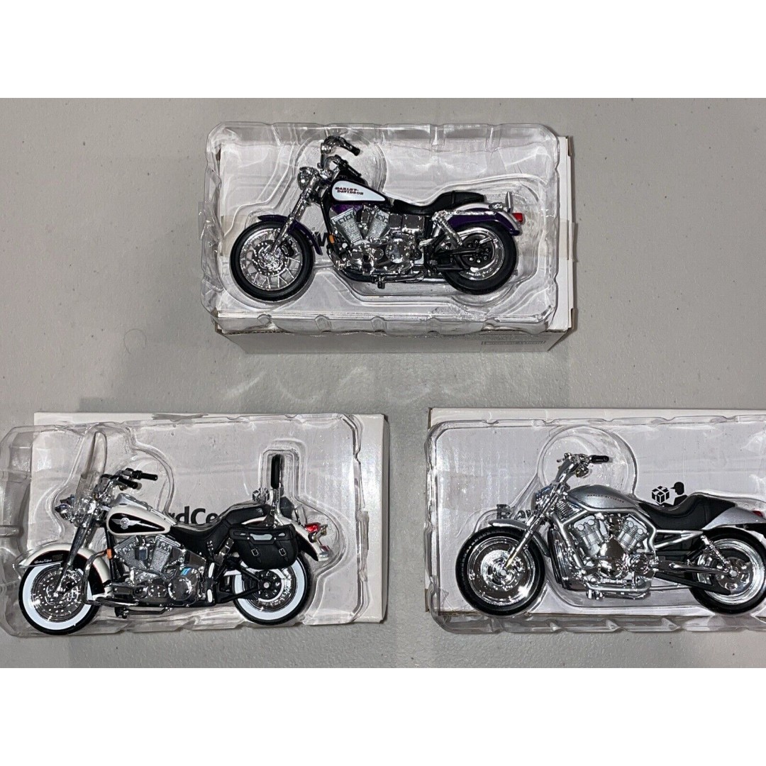 3 Maisto Harley Davidson Diecasts 1:18 Scale
