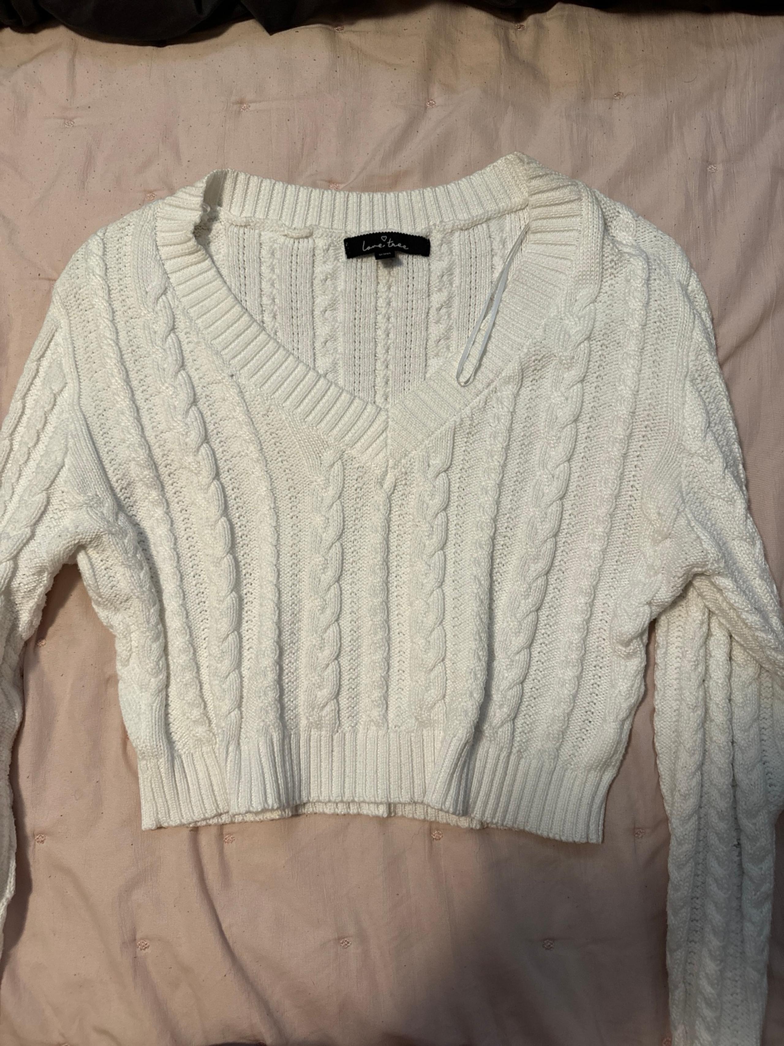Sweater - Love Tree