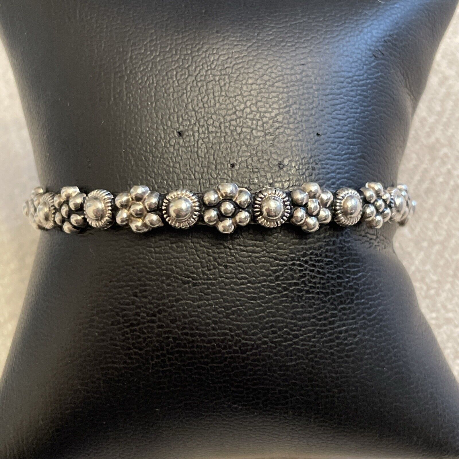 Vintage Carved Floral Garden Bangle Bracelet Sterling Silver Dot Boho