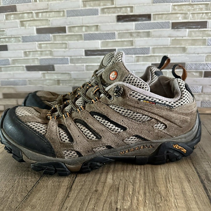 Men's MERRELL Moab 2 Vent #06011 Low Top Walking / Hiking Shoes Size 10 Vibram