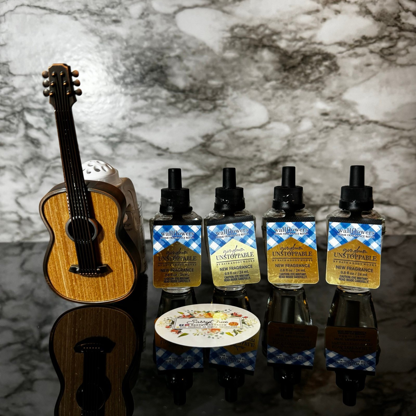4pcs Bath and Body Works Gingham Wallflower Refill and Guitar Wallflower Plug