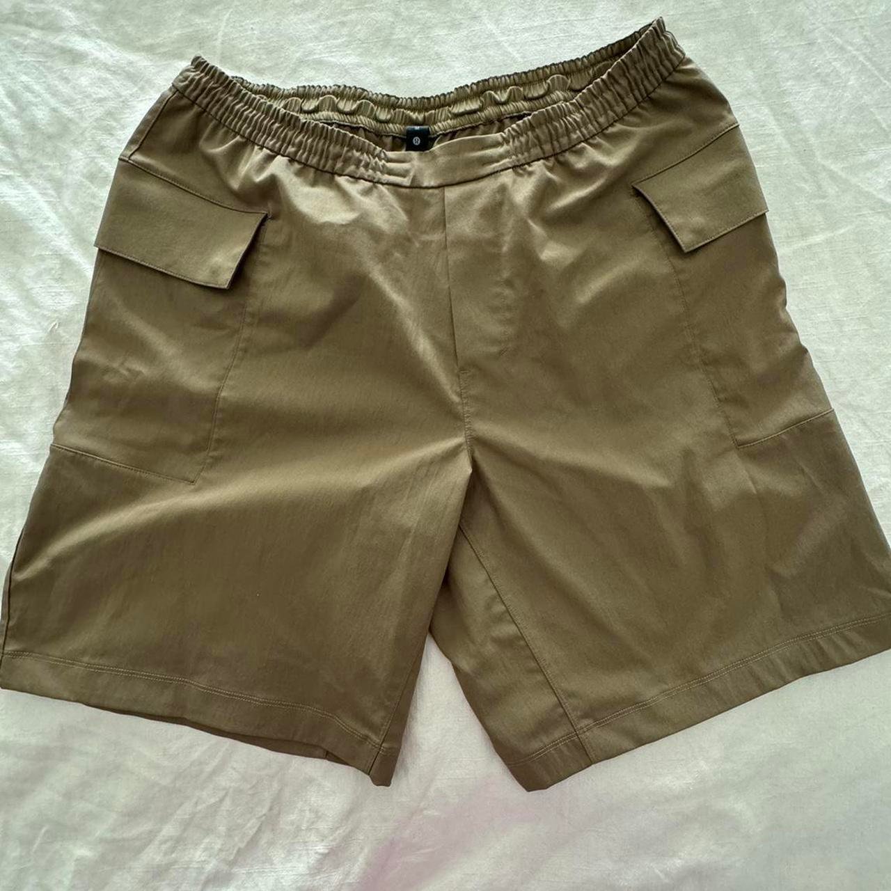 Lululemon Men's Khaki Shorts