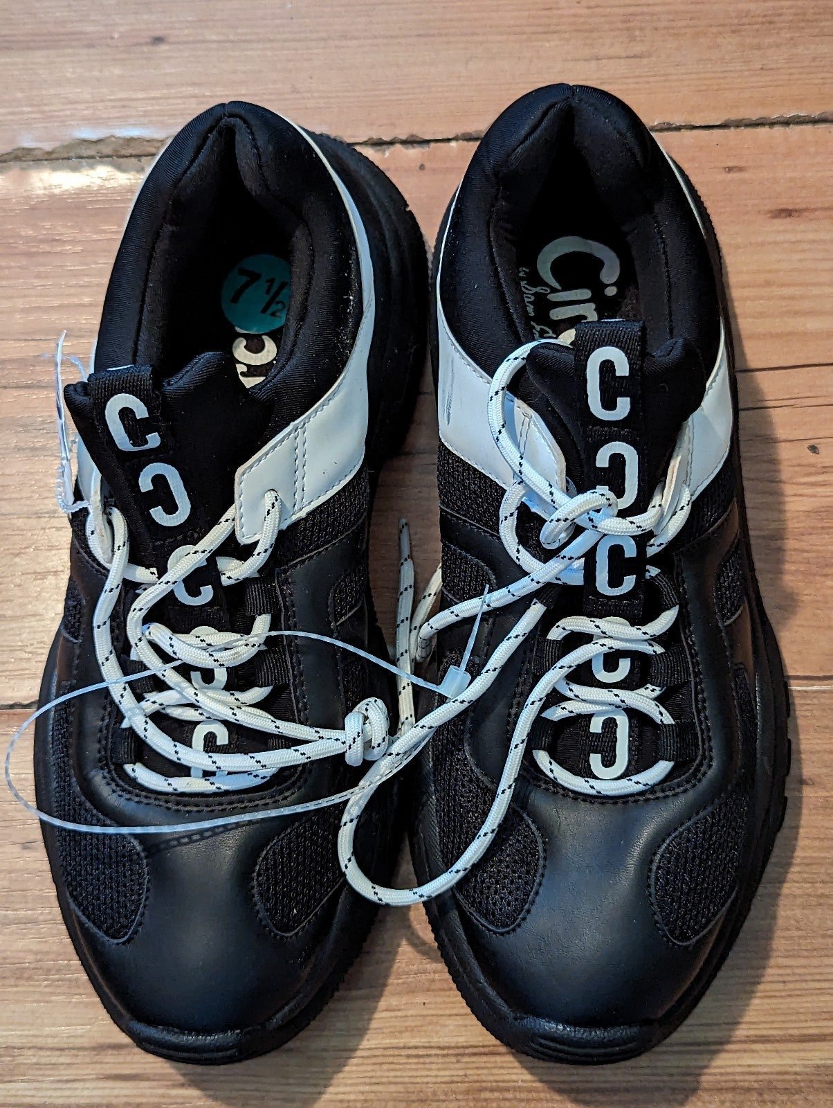 Circus by sam best sale edelman tennis shoes
