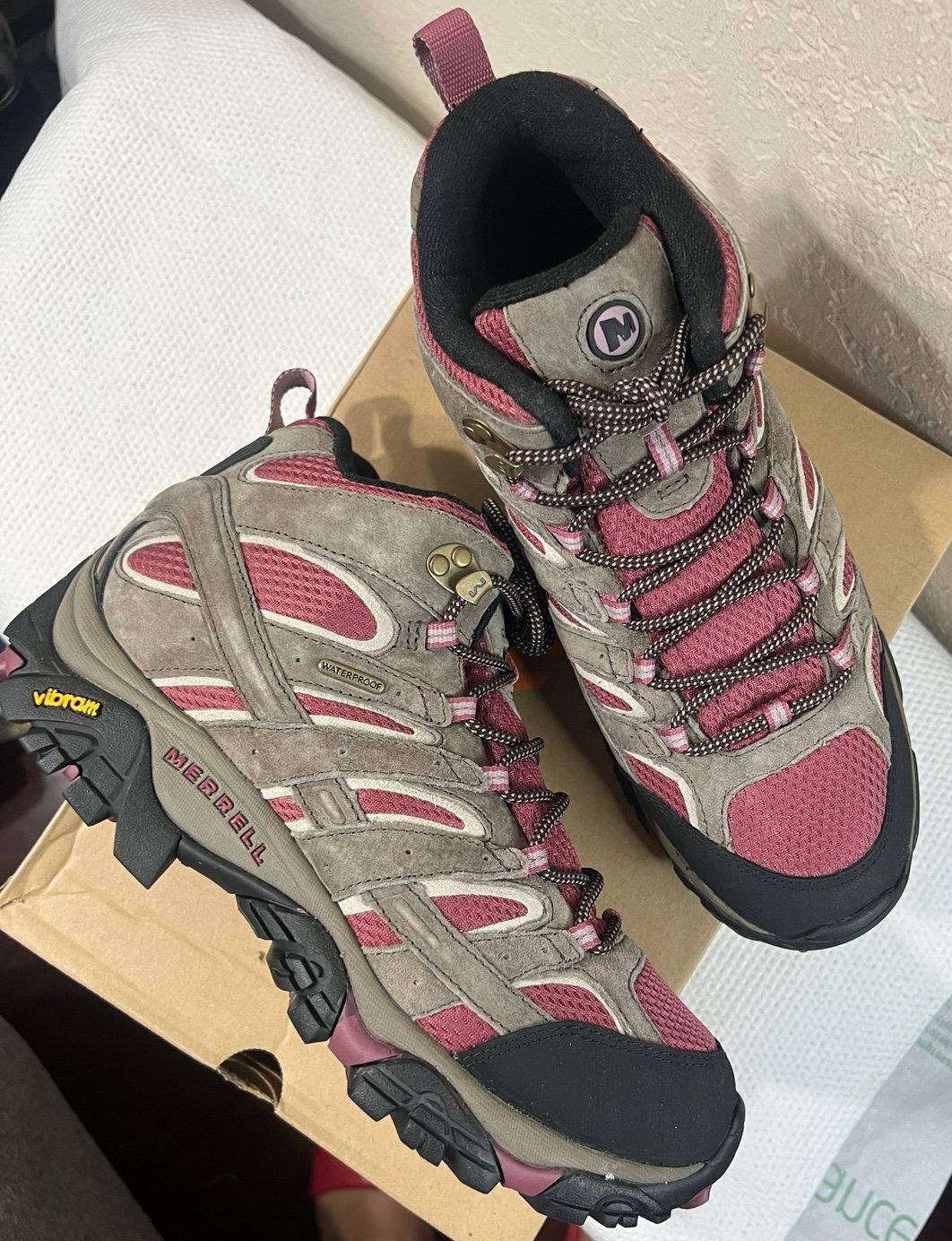 MERRELL Women's Moab 2 Mid Waterproof Hiking Boot US Size 12 M
