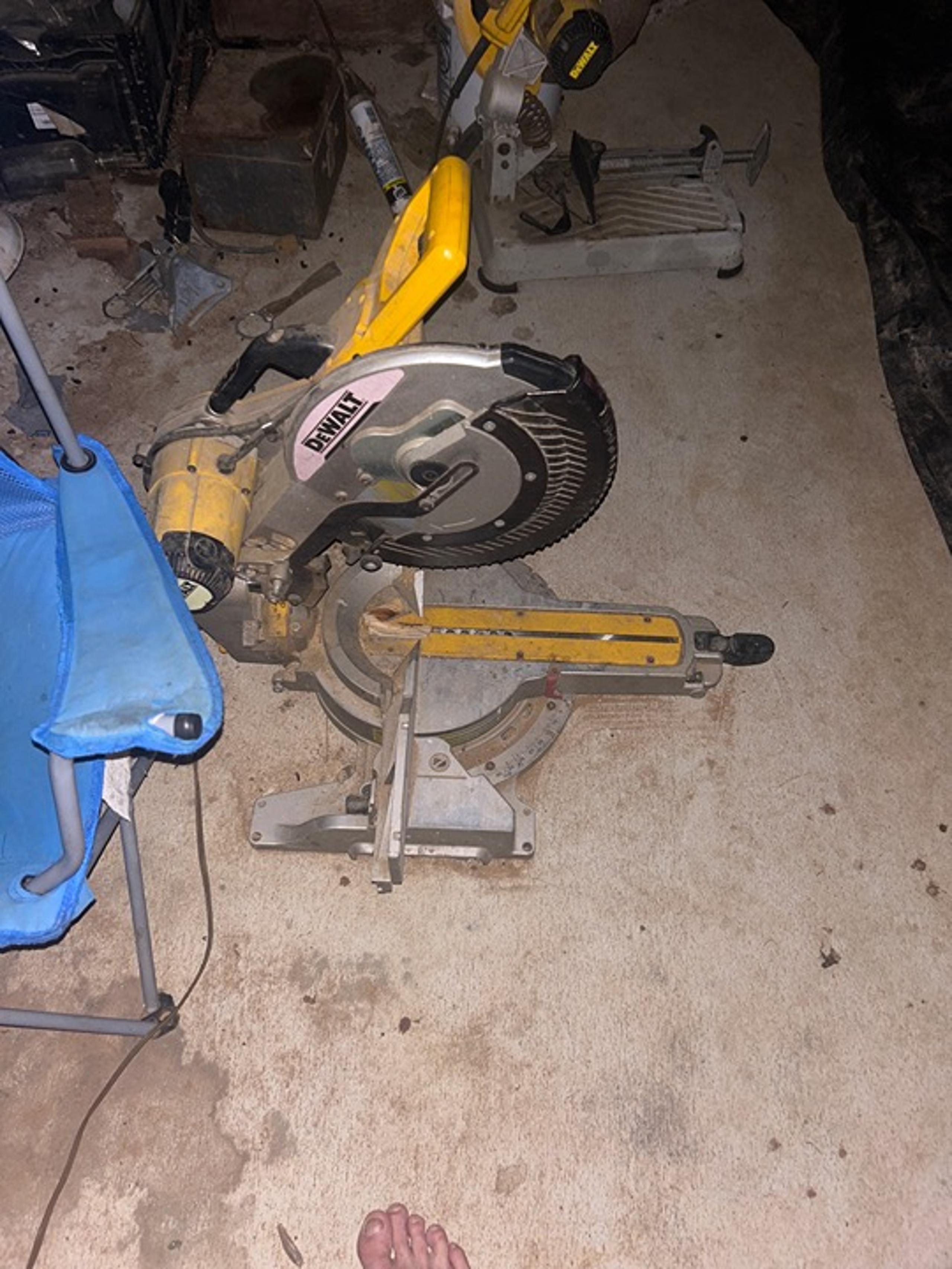 DeWALT miter saw