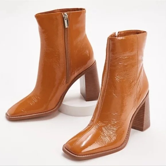 Vince Camuto Eshera New Tawny Square Toe heeled Ankle Boots Caramel, Tan leather