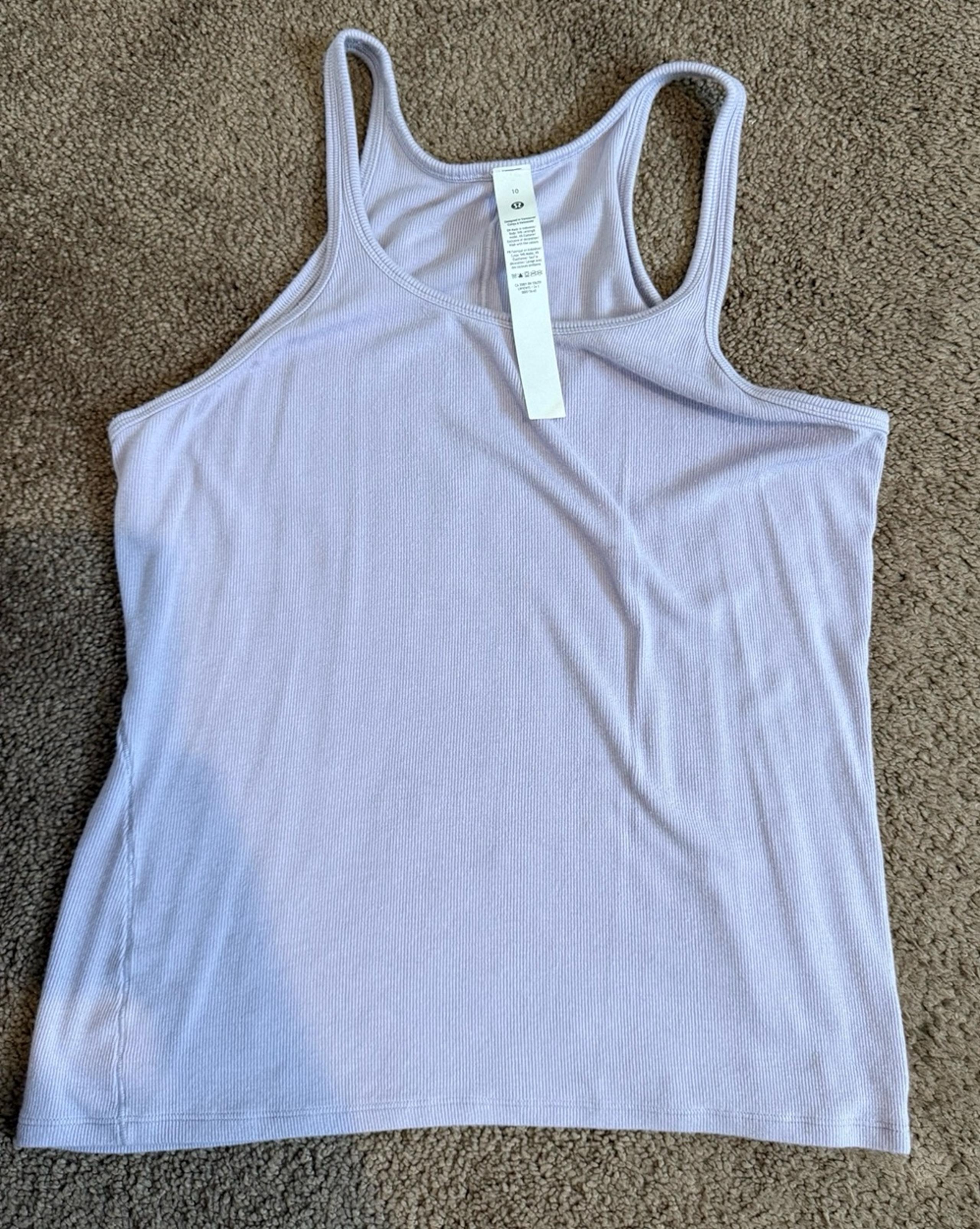 Lululemon shirt