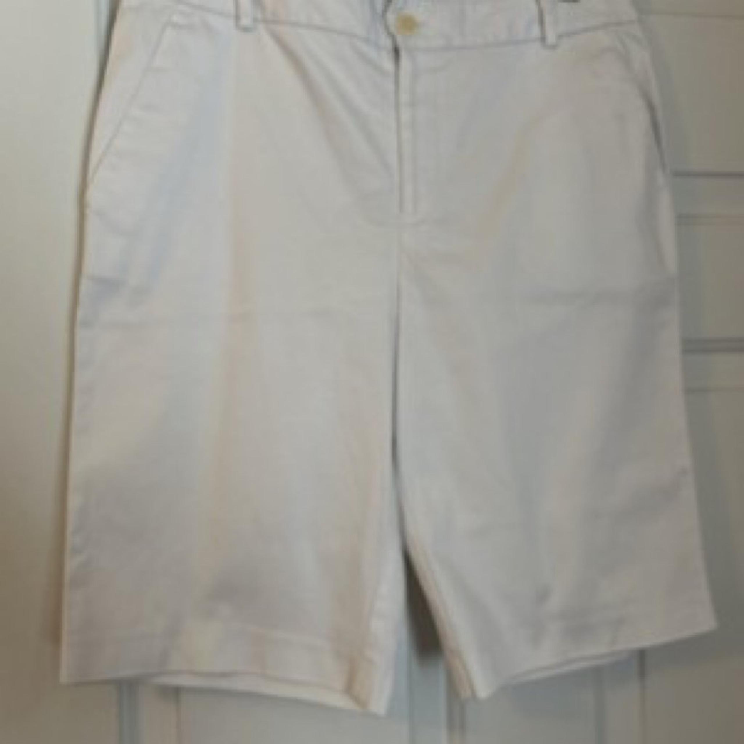 White Women's Size 10 Bermuda Shorts - Lauren Ralph Lauren