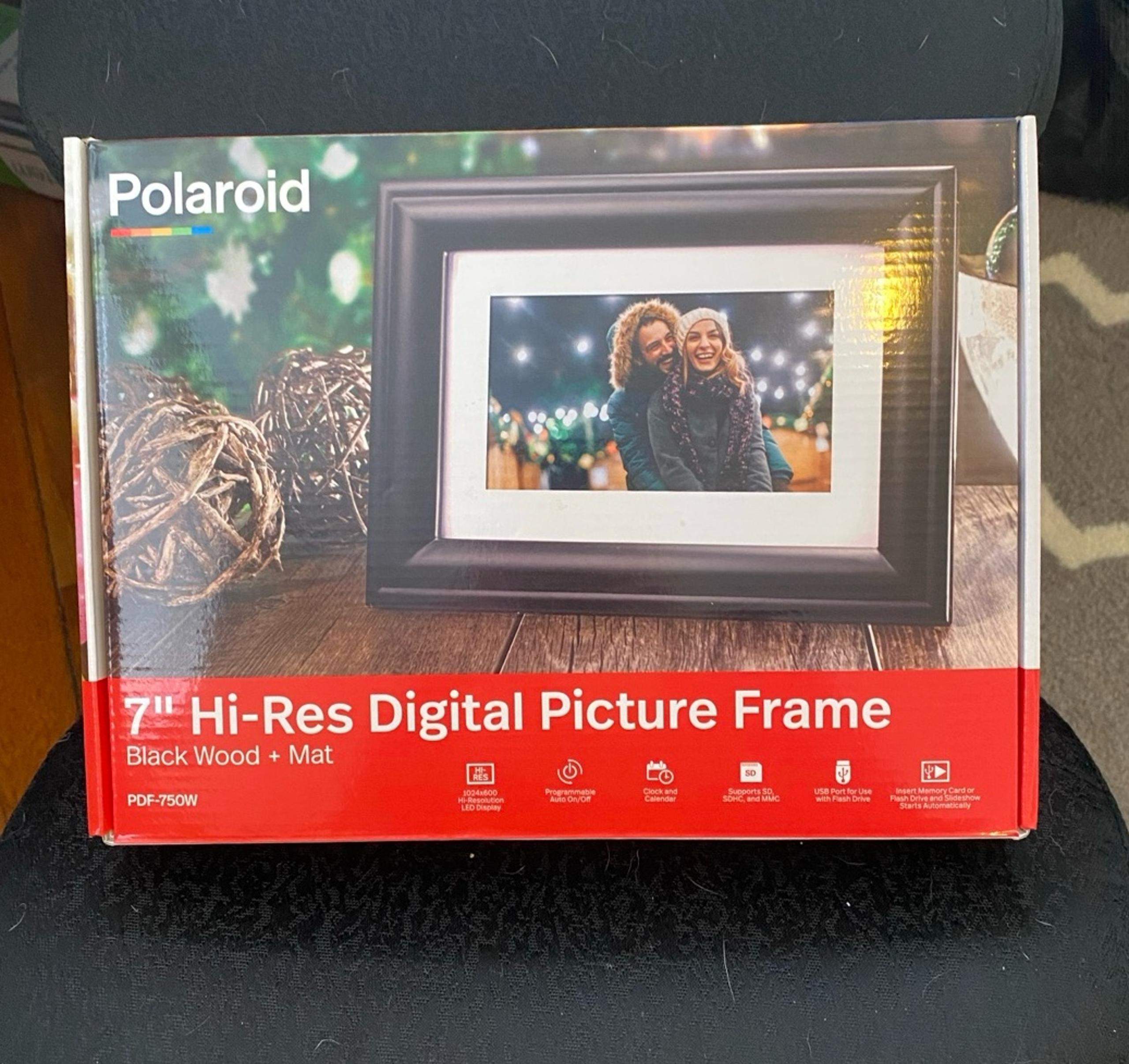 NEW Polaroid Hi-Res Digital 7” Picture Frame black wood frames with Mat NIB