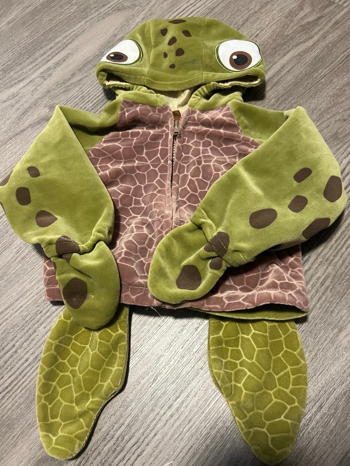Y2K Disney Squirt costume