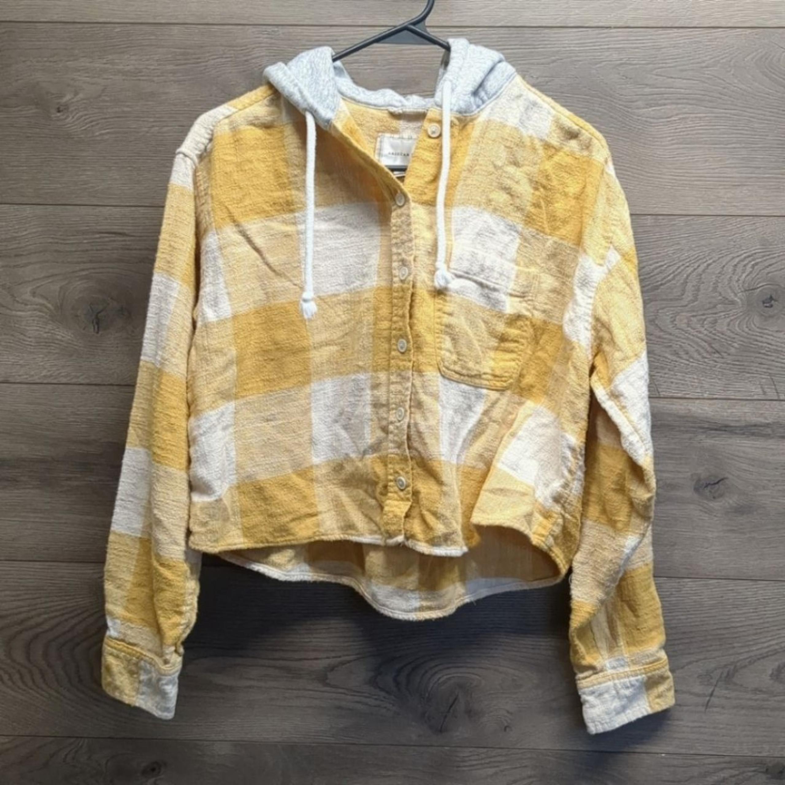 American Eagle Cropped Button Up Flannel Hoodie Women's Size Small