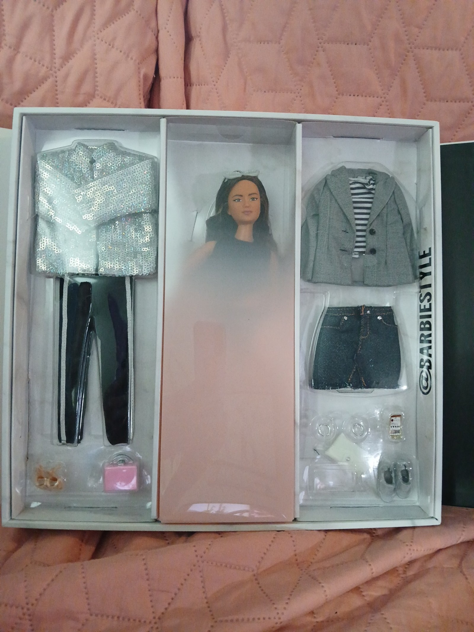 Barbie @BARBIESTYLE FASHION SET ONLINE MATTEL CREATIONS EXCLUSIVE 2021 NRFB