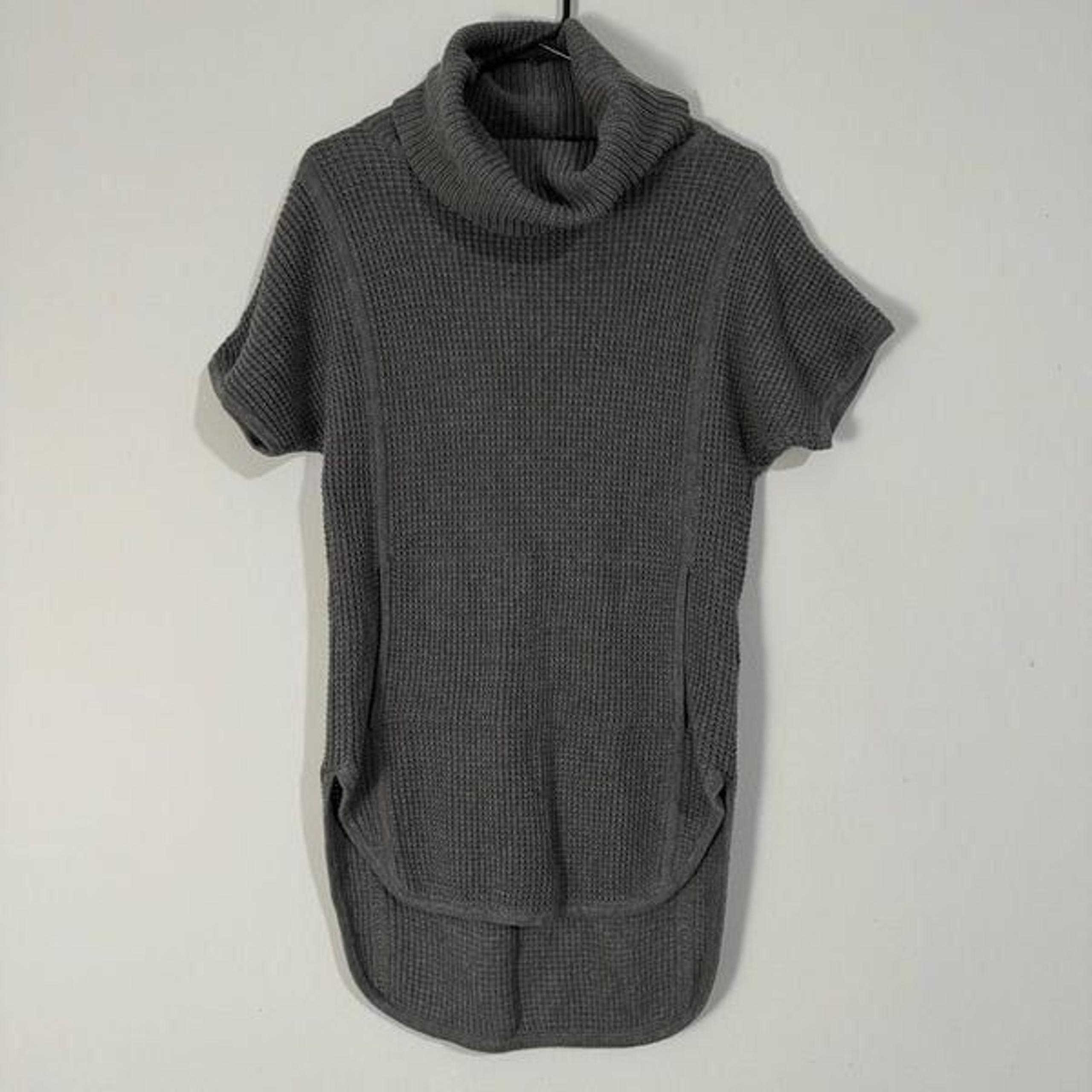 UGG Shelby Light Gray Cowl Neck Tunic Sweater Front Pocket Diamond Knit Cotton S