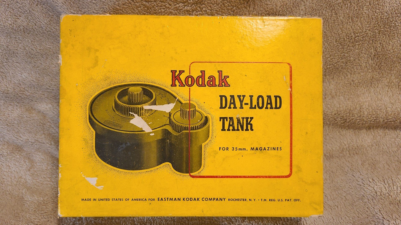 Vintage Kodak Day-Load Tank for Developing 35mm Magazine Daylight Processing NOS