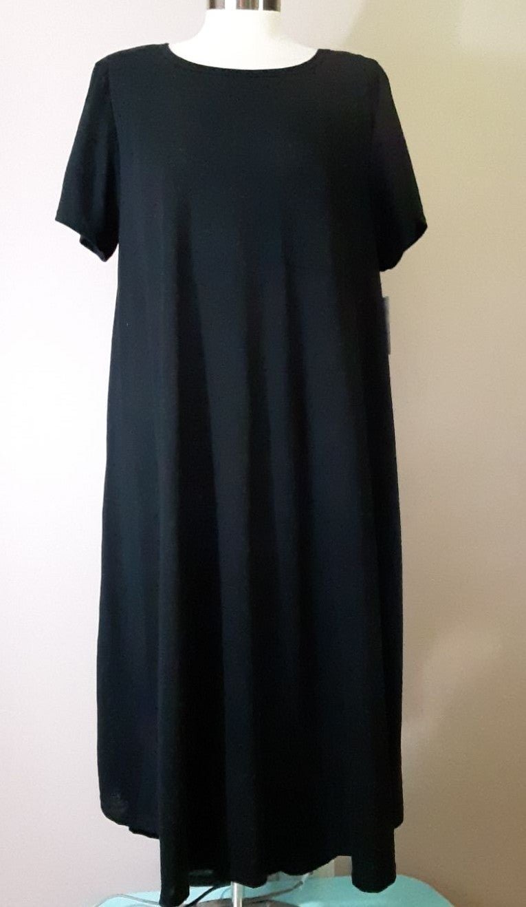 NWT 2XL Lularoe Solid black Carly