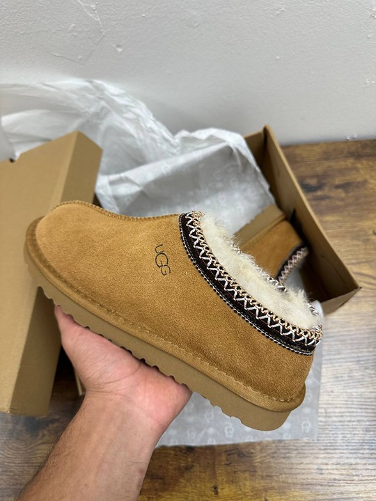 UGG Tasman slippers Size 7