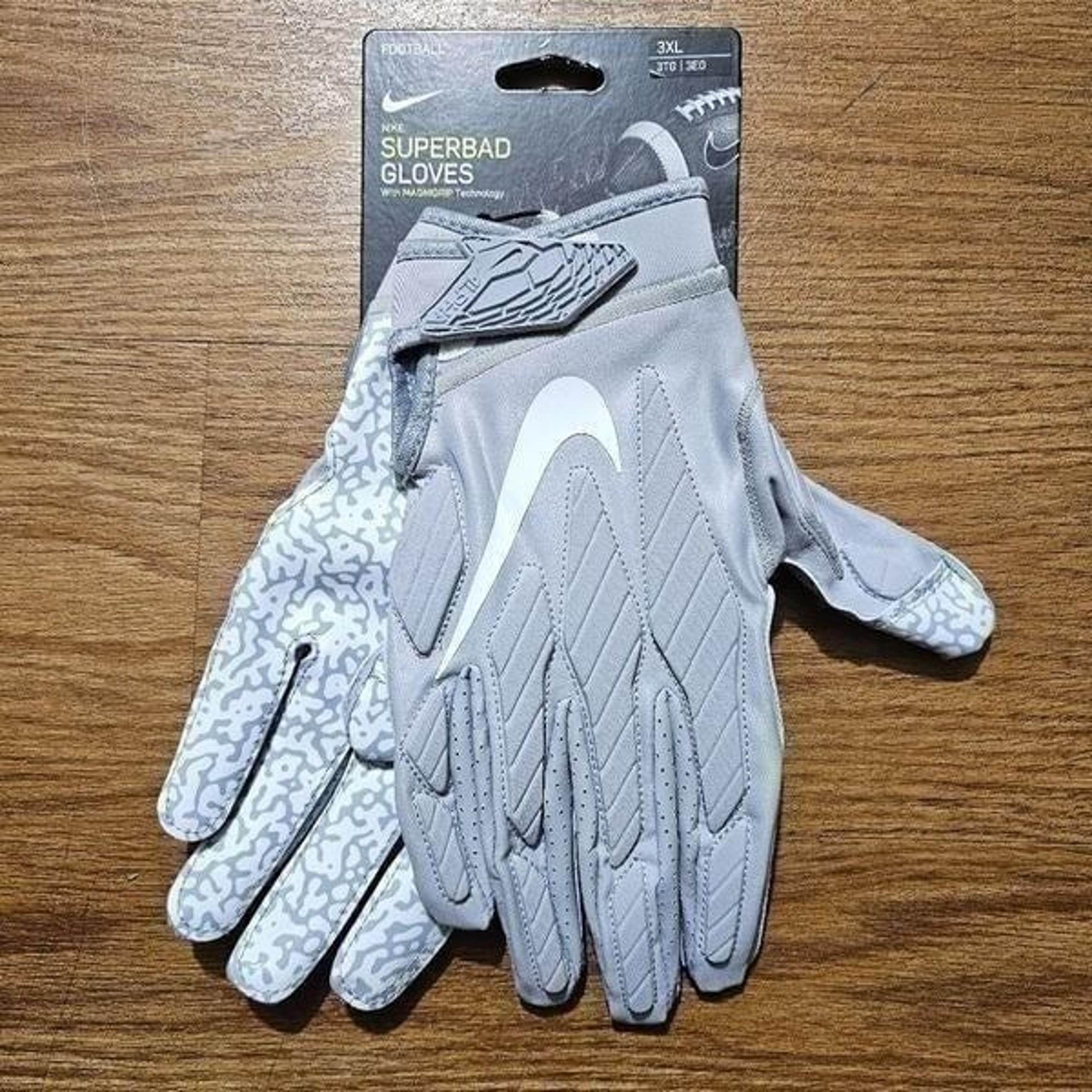 Nike Superbad Football Gloves Grey White 3XL Receiver Padded Rubber Camo New