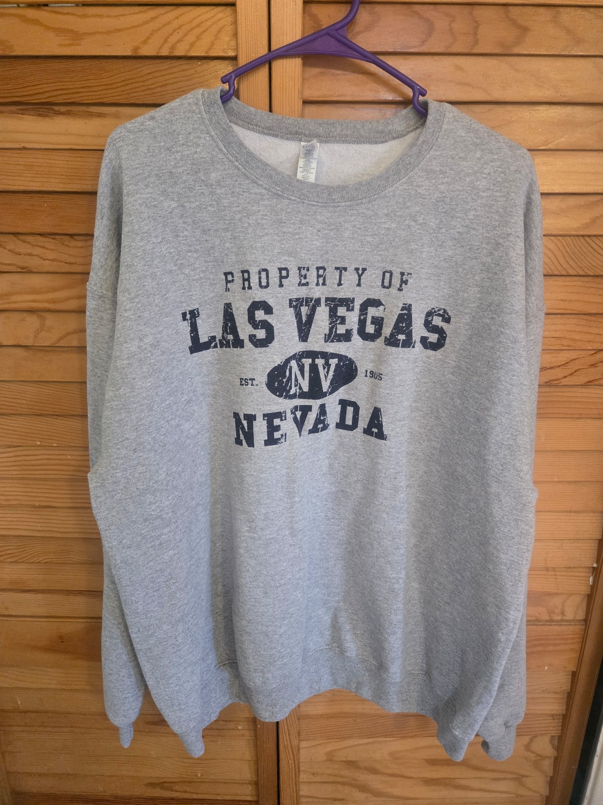 Sweatshirt