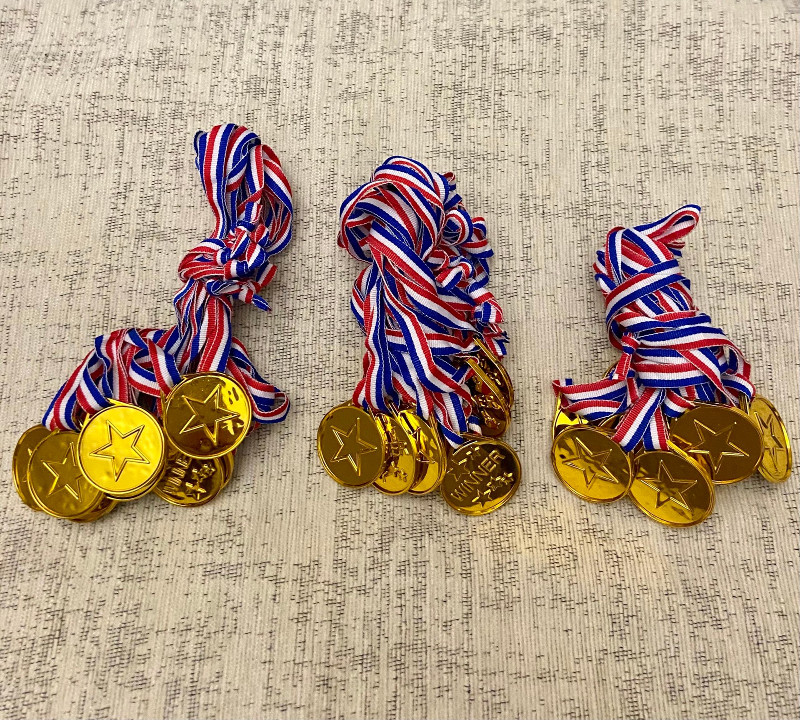 30pcs Golden Finish Award Medals